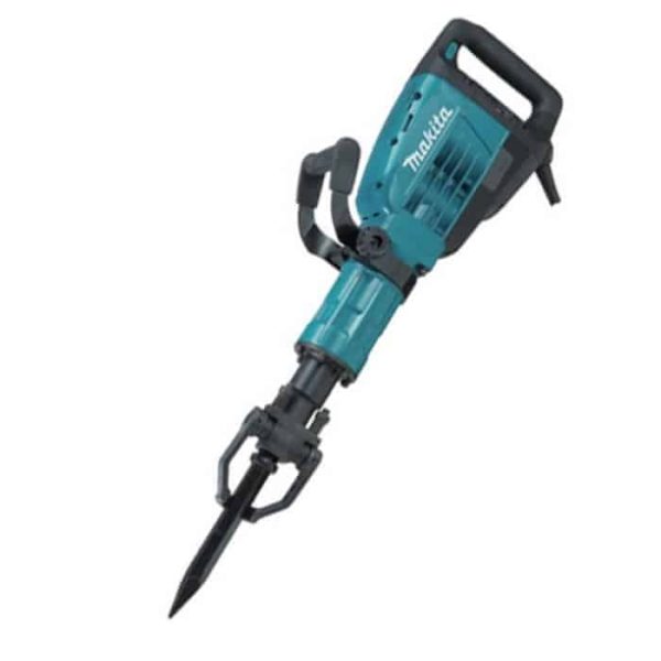Makita HM1307CB udarni čekić s crnim i plavim kućištem i metalnim vrhom za bušenje.