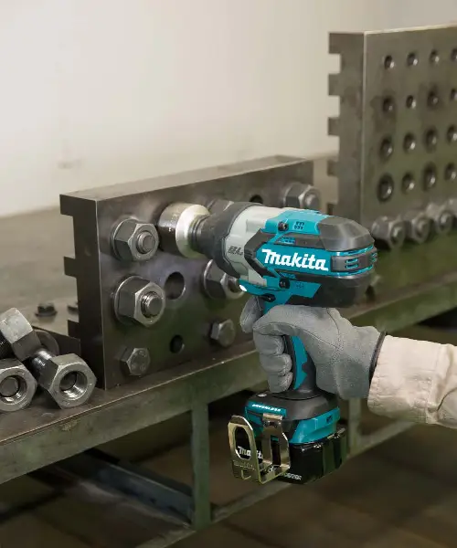 MAKITA aku udarni odvijač DTW1001Z (2)