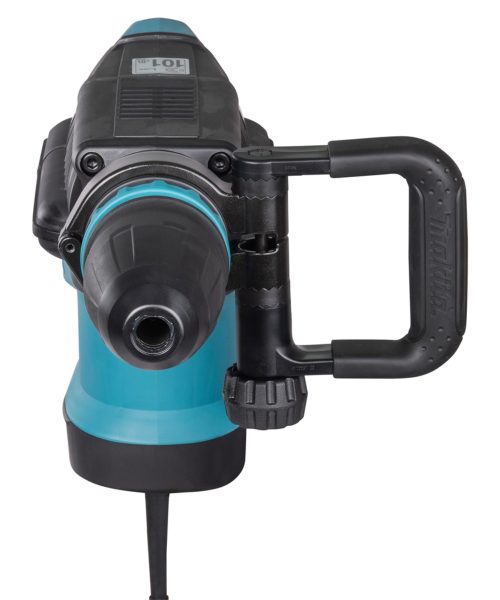 Makita HM1213C udarni čekić s crnim i plavim dizajnom, ergonomska ručka i snažan motor.