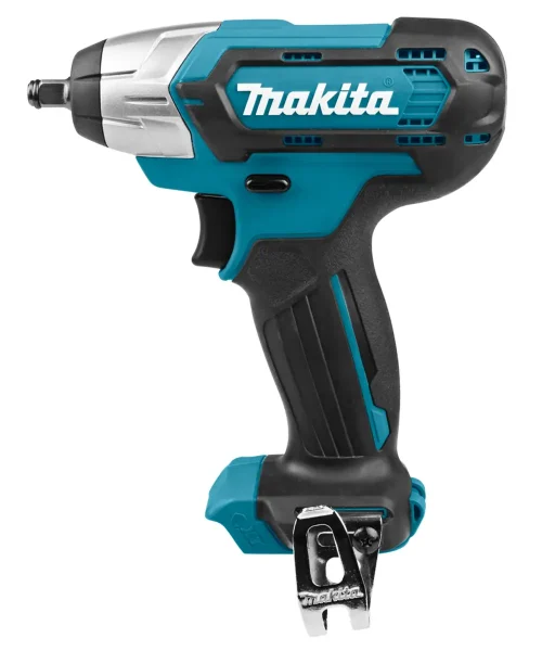 Makita TW140DZ aku udarni odvijač s plastičnim kućištem i metalnim nastavkom.