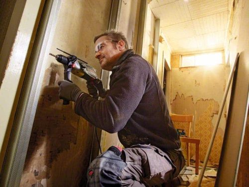 BOSCH udarna bušilica AdvancedImpact 900 + kovčeg