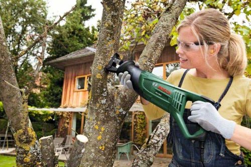 BOSCH recipročna pila PSA 700 E