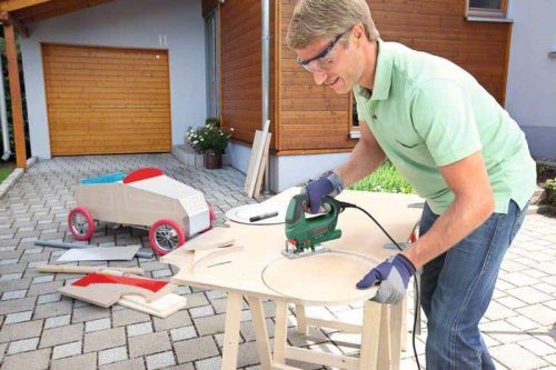 BOSCH ubodna pila PST 700 E + kovčeg