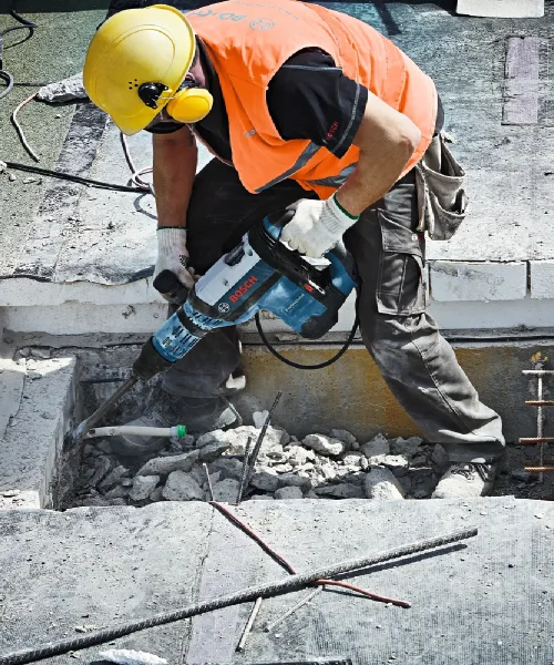BOSCH udarni čekić GSH 7 VC + kovčeg (8)