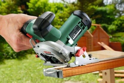 BOSCH aku ručna kružna pila UniversalCirc 12 1xAku 12V 2,5Ah