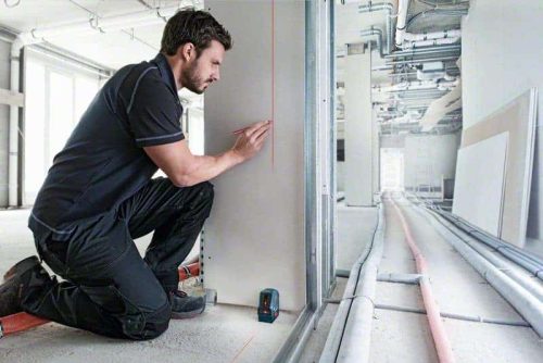 BOSCH laserski nivelir GLL 2-10