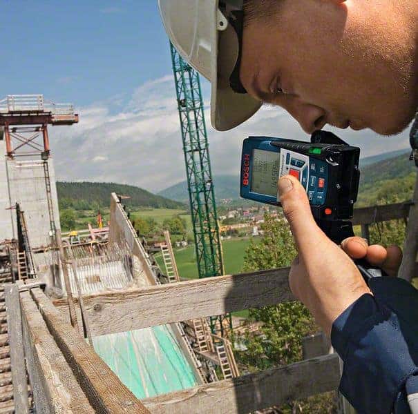 BOSCH digitalni laserski daljinomjer GLM 250 VF