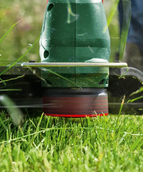 BOSCH aku trimer za travu UniversalGrassCut 18 (2)