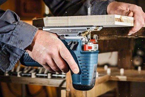 BOSCH ubodna pila GST 160 CE + L-BOXX