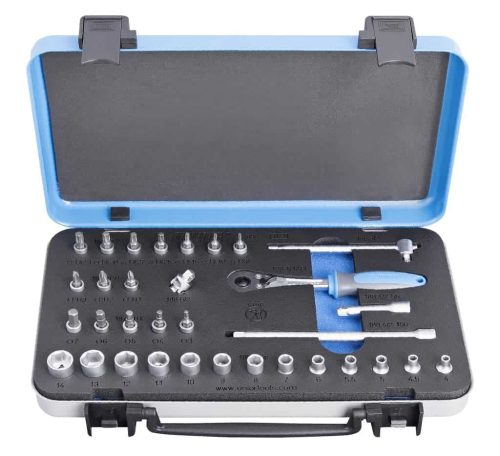 UNIOR set nasadnih ključeva i pribora 1/4″ u metalnoj kutiji