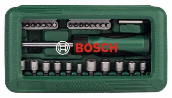 Bosch 46-dijelni set odvijača, bitova i nasadnih ključeva u zelenoj kutiji s alatima.