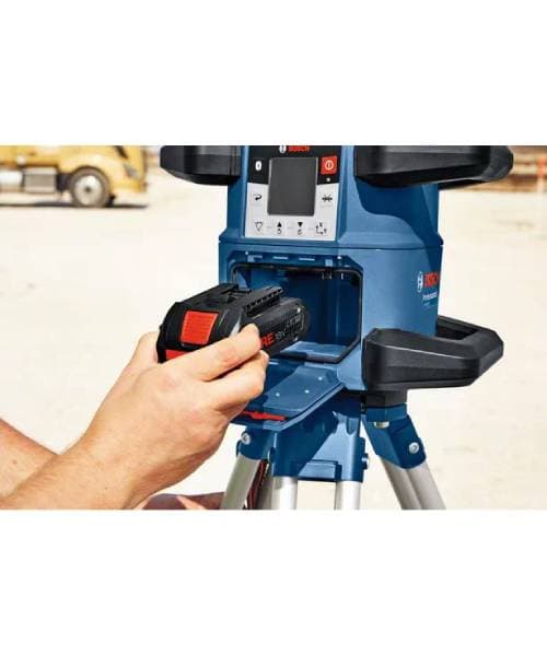 BOSCH građevinski laser GRL 600 CHV + BT 170 HD + GR 240 + kovčeg