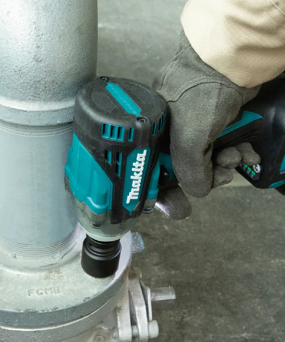 MAKITA aku udarni odvijač DTW301RTJ (5)