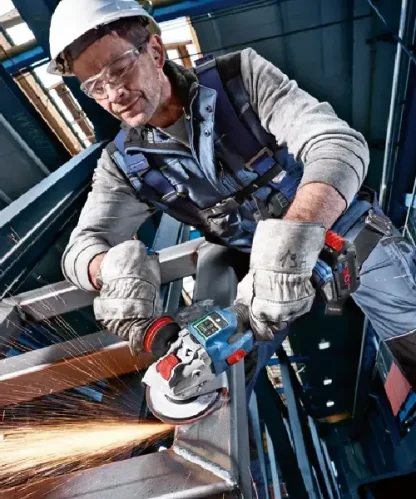 BOSCH aku kutna brusilica GWX 18V-15 SC + L-BOXX