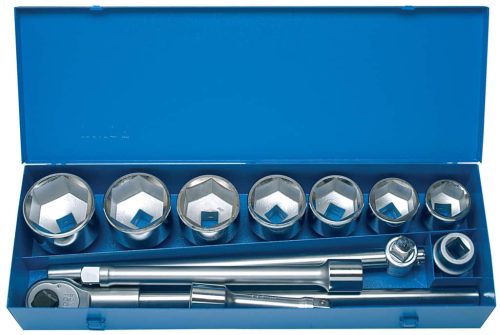 UNIOR set nasadnih ključeva i pribora 1″ u metalnoj kutiji 46-80/12