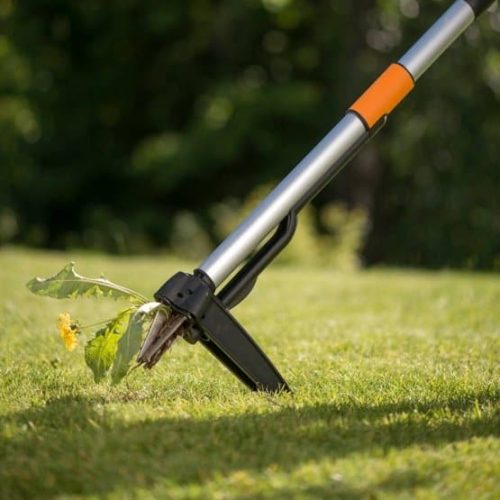 FISKARS teleskopski čupač korova SmartFit