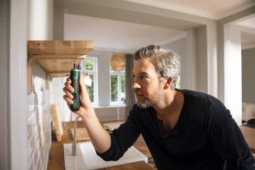 BOSCH aku izvijač PushDrive 3,6V + 32-dijelni set bitova