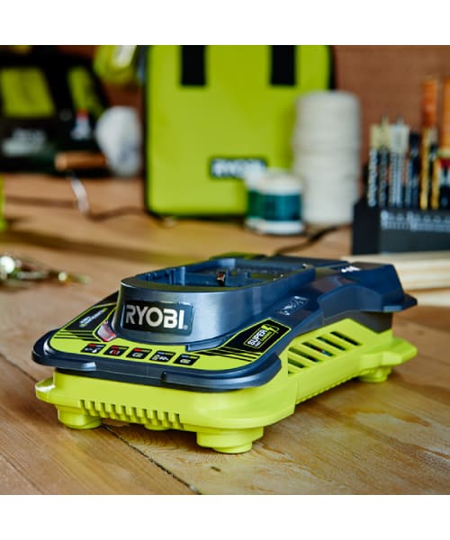 RYOBI punjač RC18150 18V ONE+