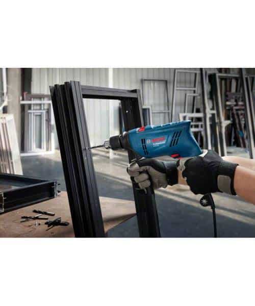 BOSCH udarna bušilica GSB 600