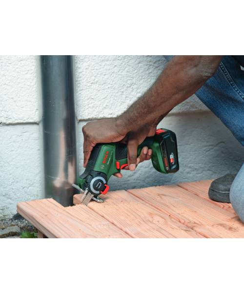 BOSCH NanoBlade pila UniversalCut 18V-65 1xAku 18V 2,5Ah