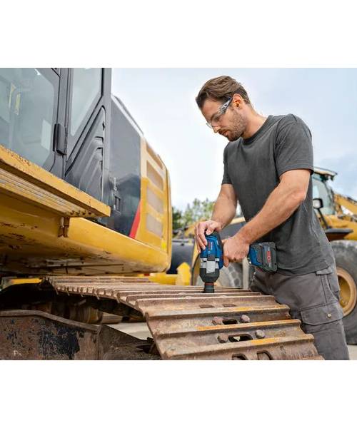 BOSCH aku udarni stezač GDS 18V-1600 HC