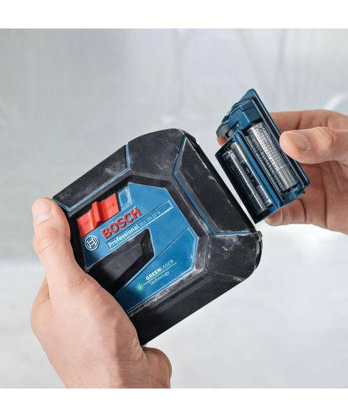 BOSCH križni laserski nivelir GLL 20-22 G