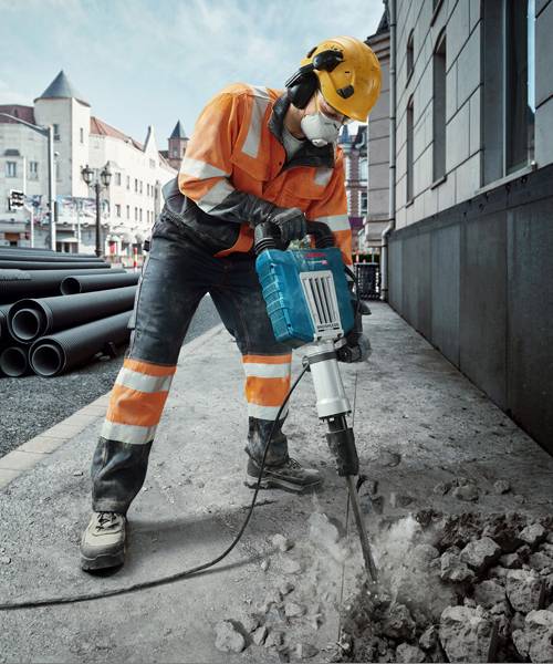 BOSCH udarni čekić GSH 14 C