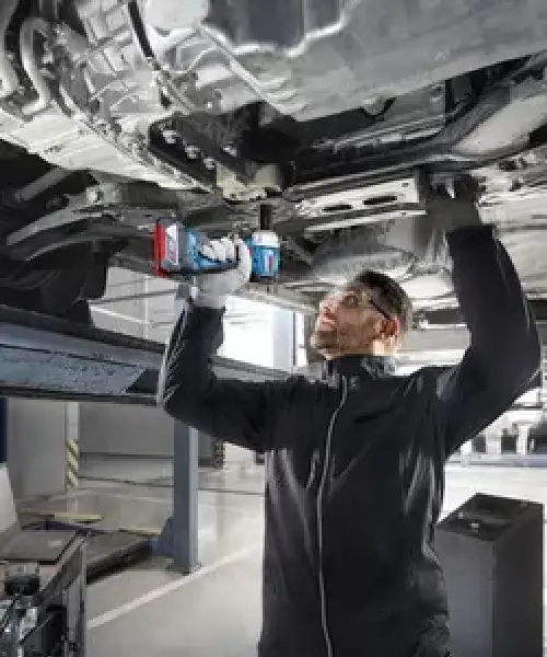 BOSCH aku udarni stezač GDS 18V-350 + kovčeg