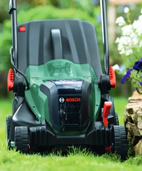 BOSCH aku kosilica UniversalRotak 2x18V-37-550