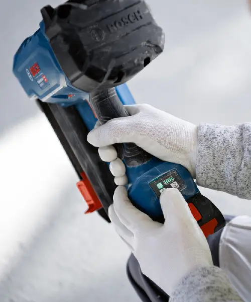 BOSCH aku pištolj za čavle za beton GNB 18V-38