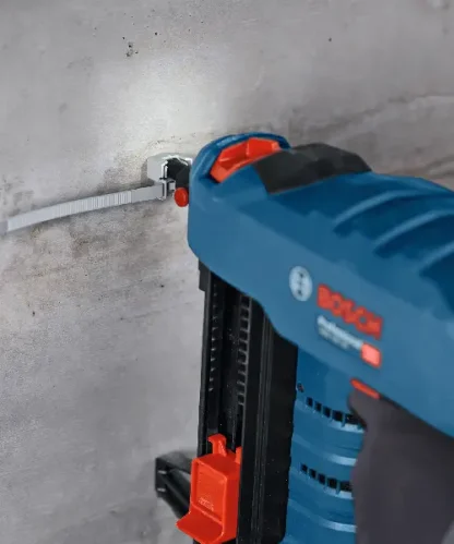 BOSCH aku pištolj za čavle za beton GNB 18V-40 + XL-BOXX
