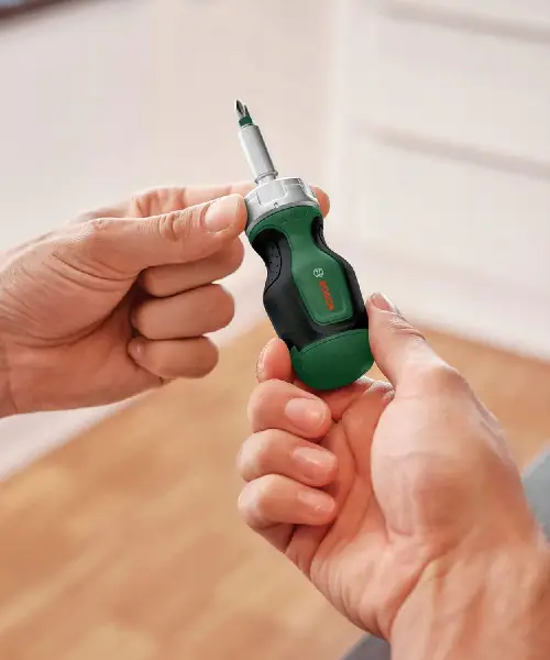 BOSCH 6-dijelni set bitova + kratki odvijač