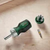 BOSCH 6-dijelni set bitova s kratkim račnim odvijačem Bosch 6-dijelni set bitova s kratkim odvijačem i dodatkom na drvenoj površini.