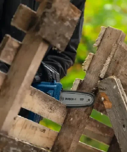 BOSCH aku lančana pila GKE 18V-15