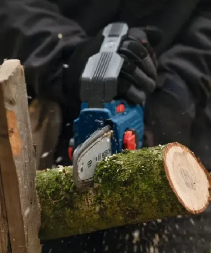 BOSCH aku lančana pila GKE 18V-15