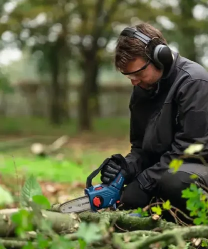 BOSCH aku lančana pila GKE 18V-15