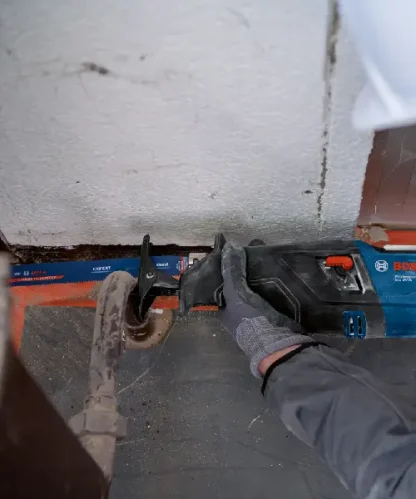 BOSCH aku recipročna pila GSA 18V-28 + 25-dijelni set listova pile