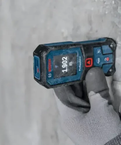 BOSCH digitalni laserski daljinomjer GLM 40-31