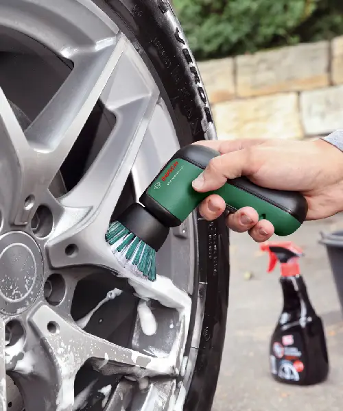 BOSCH aku četka za čišćenje UniversalBrush