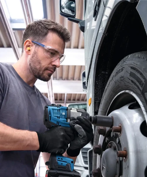 BOSCH aku udarni stezač GDS18V-1400 (7)