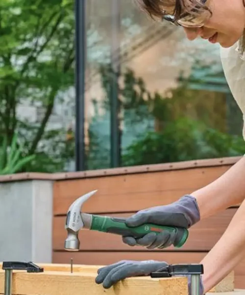 BOSCH 64-dijelni set ručnog alata s kovčegom