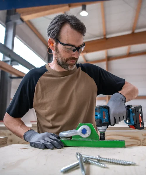 BOSCH aku udarni stezač GDS18V-330H (3)
