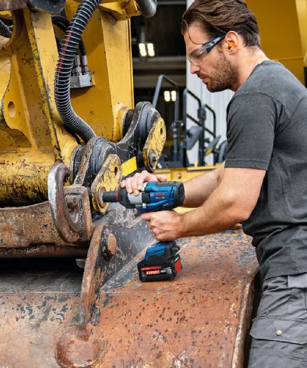 BOSCH aku udarni stezač PRO GDS18V-1600H (3)