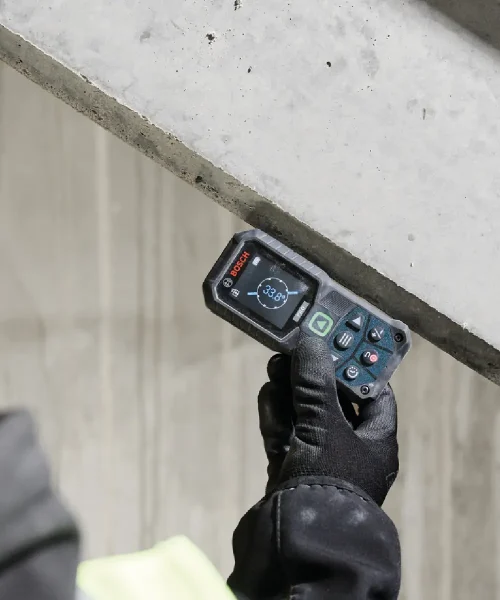 BOSCH digitalni laserski daljinomjer PRO GLM100-36CG
