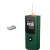 Bosch PLM30-21 digitalni laserski daljinomjer s crvenom laserskom linijom i zaslonom za prikaz udaljenosti.