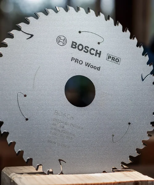 Kružna pila BOSCH PRO Wood za precizno rezanje drva, 85-190 mm.