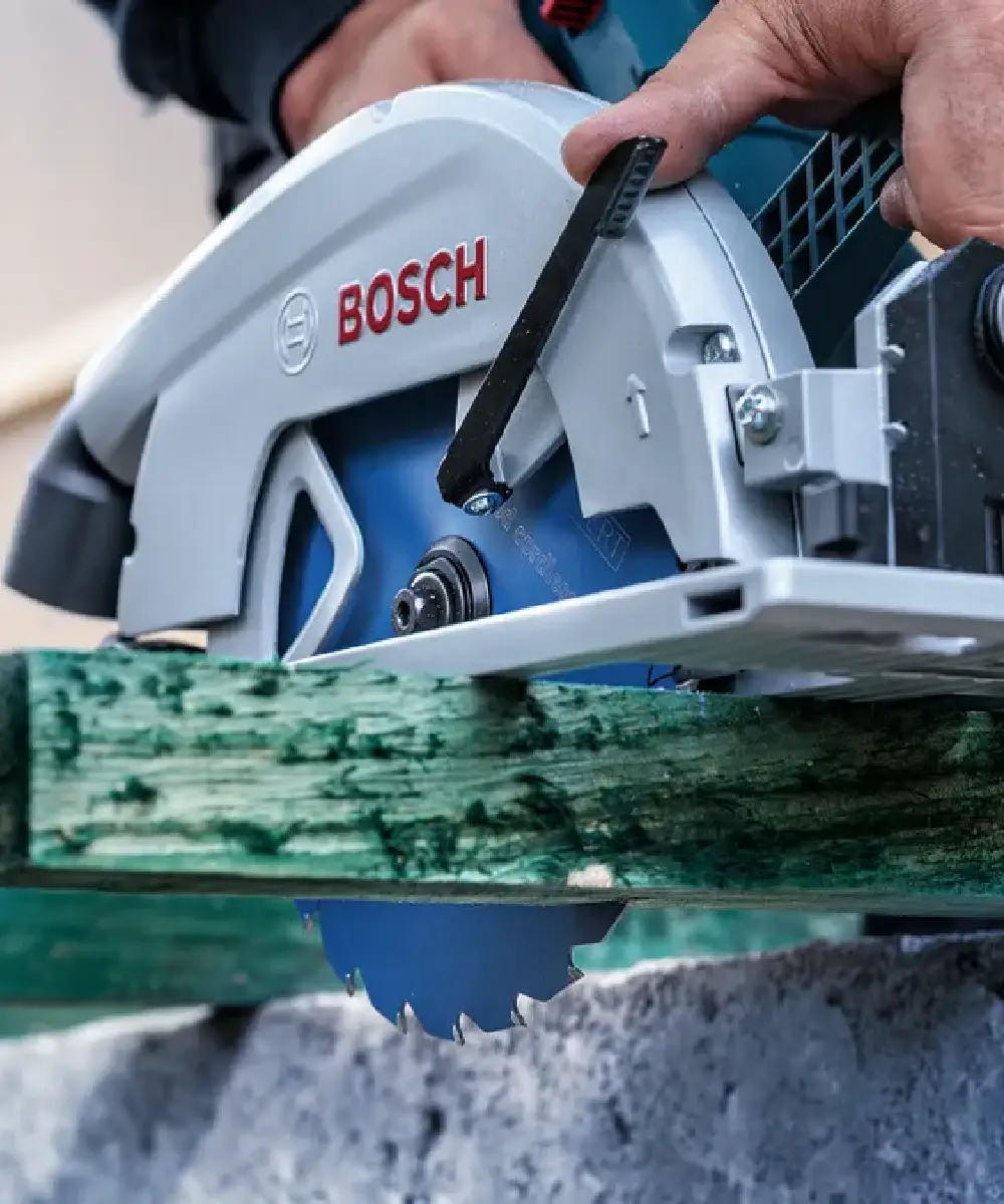 Bosch bežična kružna pila za drvo s promjerom od 120 do 190 mm.