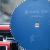 BOSCH list za nagibnu pilu za suho rezanje čelika EXPERT Steel 254-355 mm Bosch EXPERT Steel pila za suho rezanje čelika, 254-355 mm, plava boja.