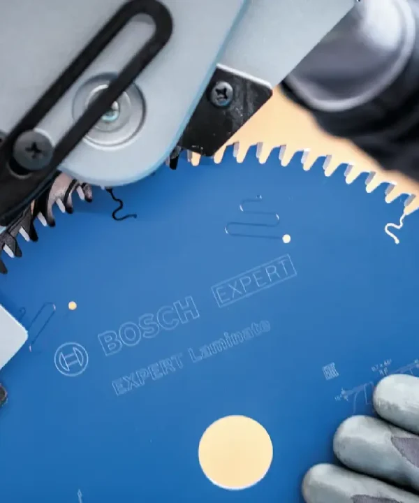 BOSCH EXPERT Laminate pilu za precizno rezanje laminata.