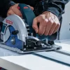 BOSCH list za ručnu kružnu pilu za sendvič panele EXPERT Sandwich Panel 160-450 mm Ručna kružna pila Bosch za rezanje sendvič panela, prikazana u radu.